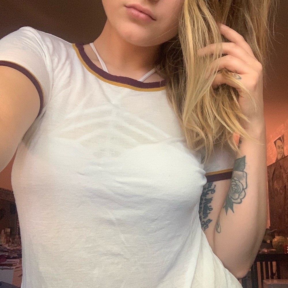Forever 21 white t shirt